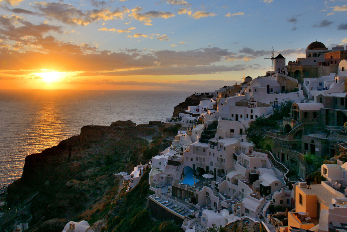 Santorini: Pôr-Do-Sol Romântico | Oia  - Oia | Secret World Trip Planner
