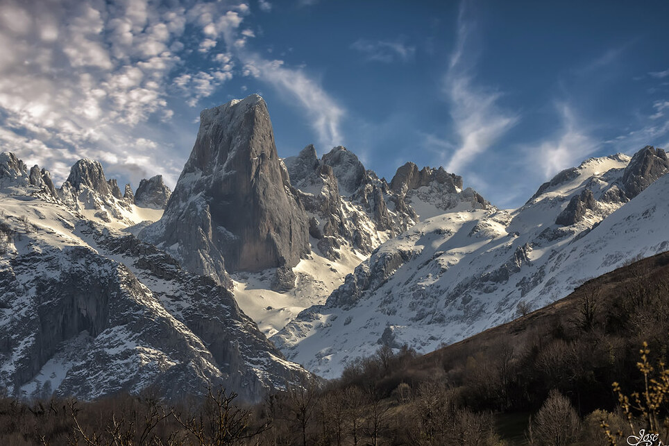 Το Naranjo de Bulnes - 33554 | Secret World Trip Planner
