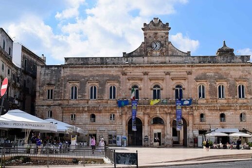 Ostuni / Praza Da Liberdade - Ostuni | Secret World Trip Planner