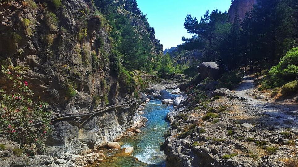 Rating Ng Hotel - Samaria Gorge | Secret World Trip Planner