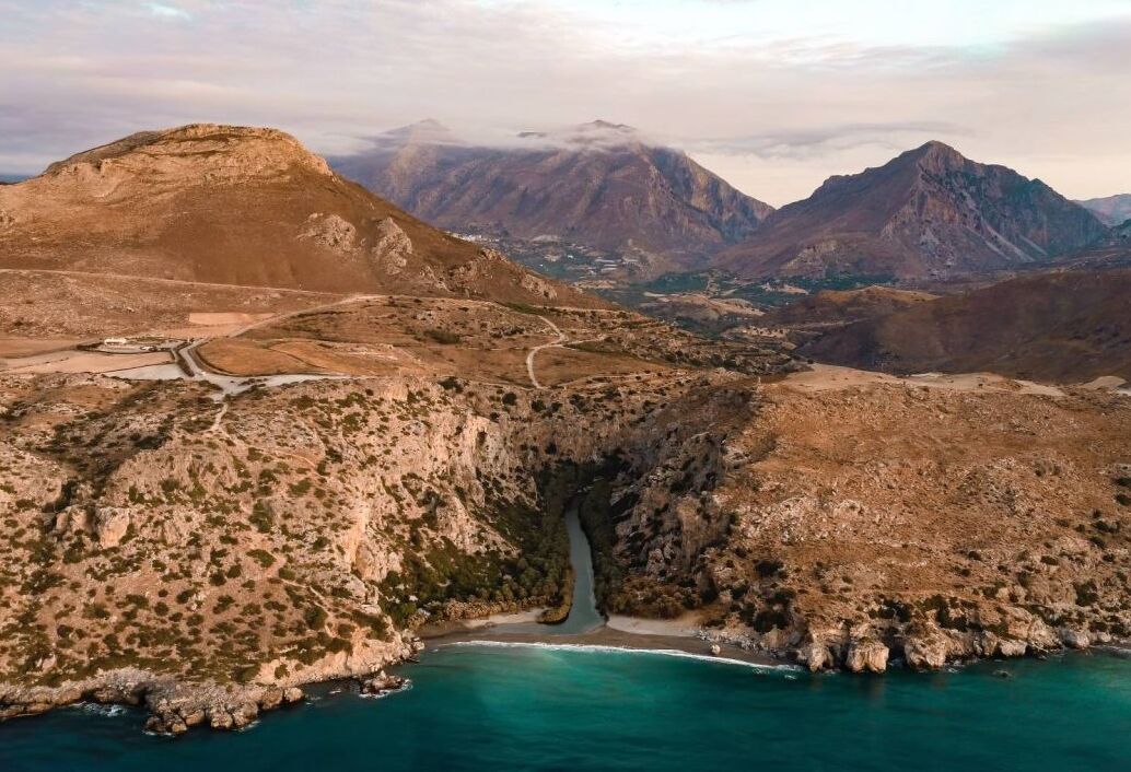 The Mengesankan Kourtaliko Gorge - ΤΚ | Secret World Trip Planner