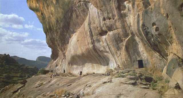 Misterio y ecos: Las cuevas de Marabar en el cine y la leyenda - Sultanpur | Secret World Trip Planner