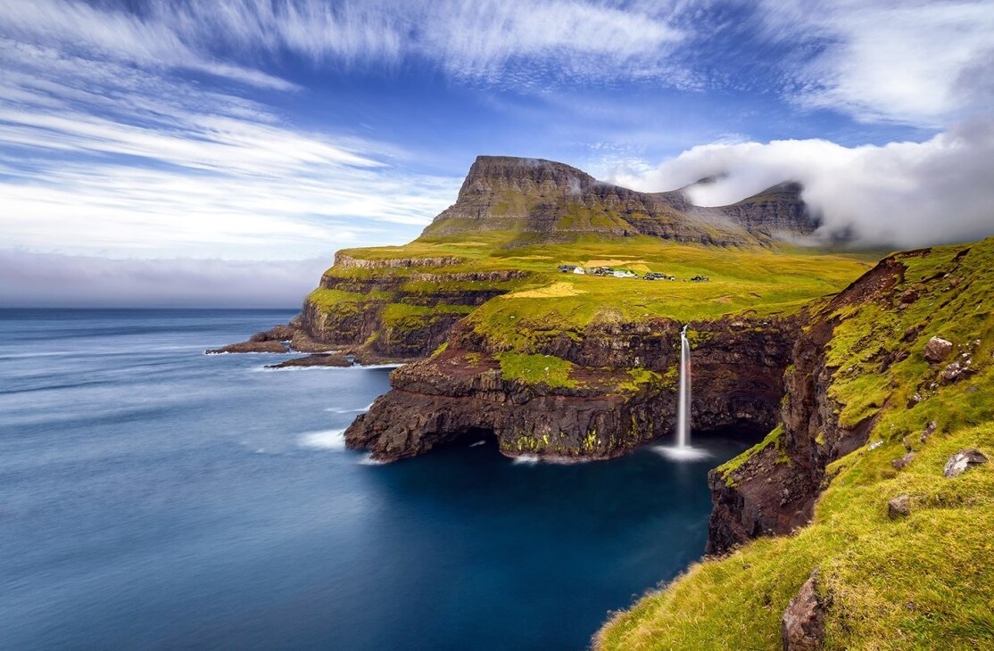 Múlafossur瀑布和Gásadalur村 - Gásadalur | Secret World Trip Planner