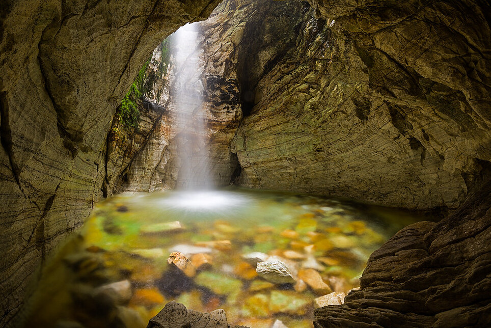 挪威|Trollkyrkja：巨魔教堂 - Troll Church | Secret World Trip Planner