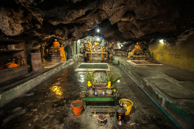 ವಾಟ್ ಥಾಮ್ ಮಾಂಗ್‌ಕಾರ್ನ್‌ಥಾಂಗ್