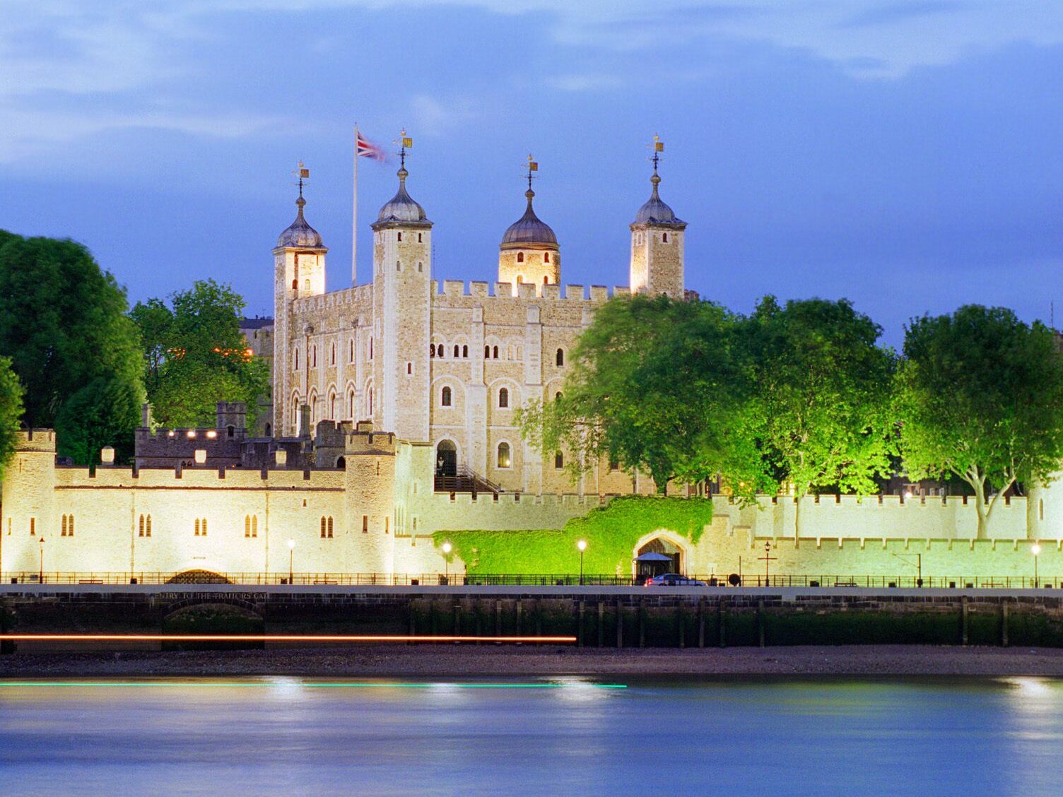 Vita Tornet i London - St Katharine's & Wapping | Secret World Trip Planner