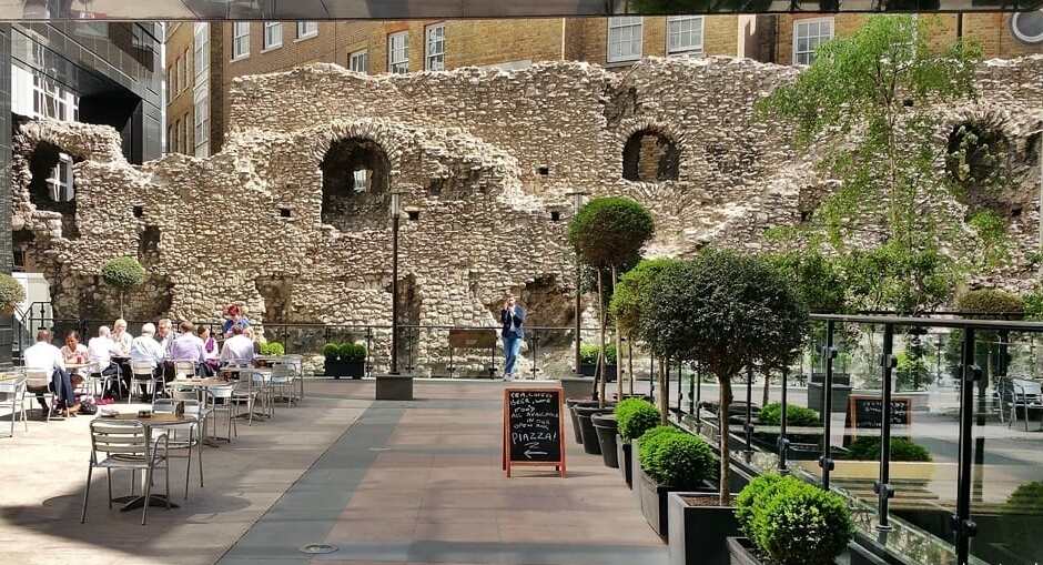 Londono Siena  - Barbican | Secret World Trip Planner