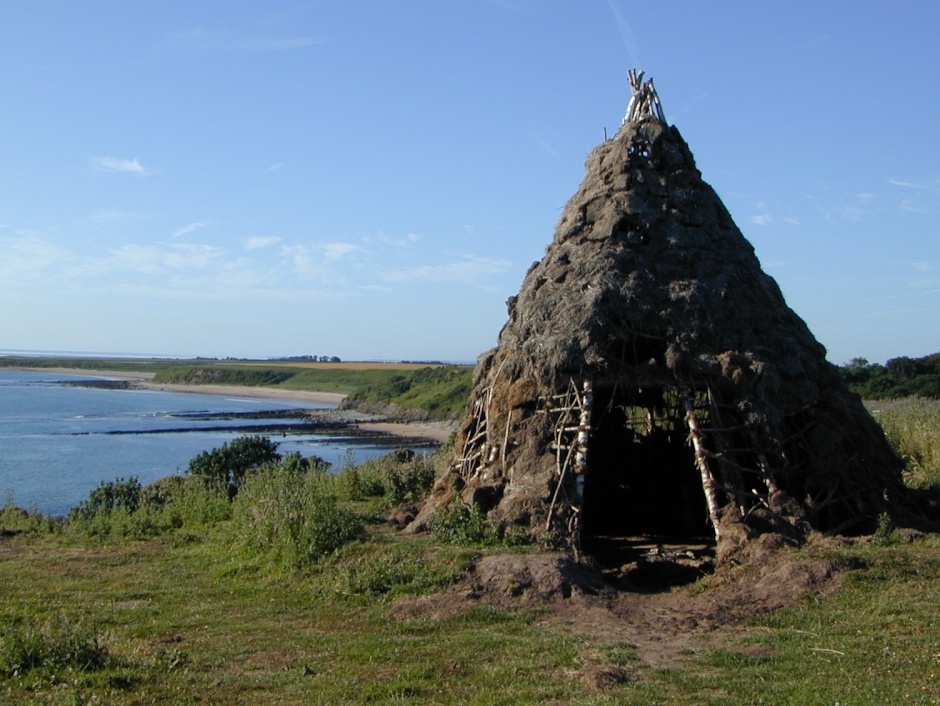 בית האוויק, אחד הבתים המזוליתיים העתיקים ביותר - Howick | Secret World Trip Planner