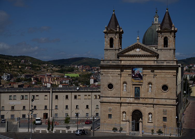 Christian Kementerian sant'angelo - Acri | Secret World Trip Planner