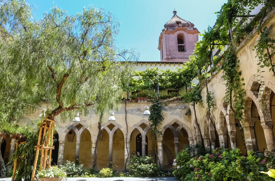 索伦托：圣弗朗西斯德阿西西修道院 - Sorrento | Secret World Trip Planner