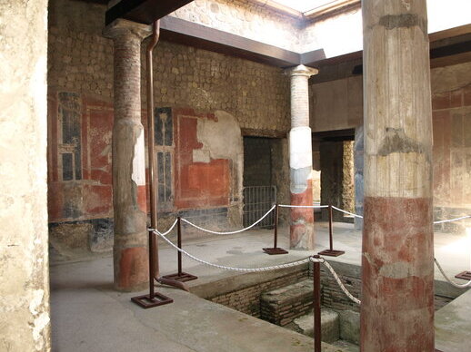 Makatutulong ka sa Wikipedia sa pagpapalawig nito. - Castellammare di Stabia | Secret World Trip Planner