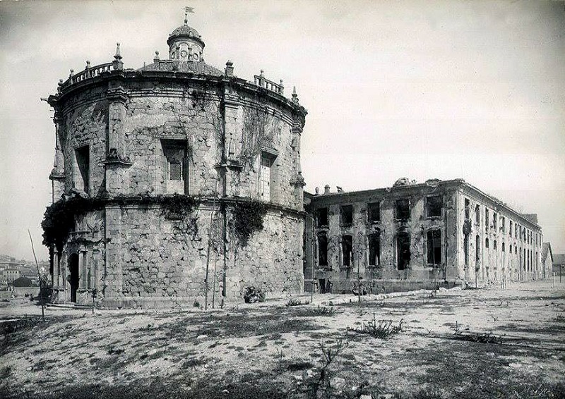 פורטו / מנזר סרה דו פילאר - Vila Nova de Gaia | Secret World Trip Planner