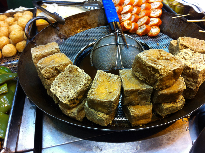 Frittierter Stink-Tofu - Taipeh - Taipei | Secret World Trip Planner