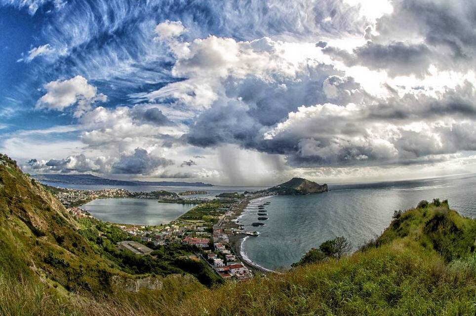 Capo Miseno থেকে Monte di Procida - 80070 Monte di Procida NA | Secret World Trip Planner