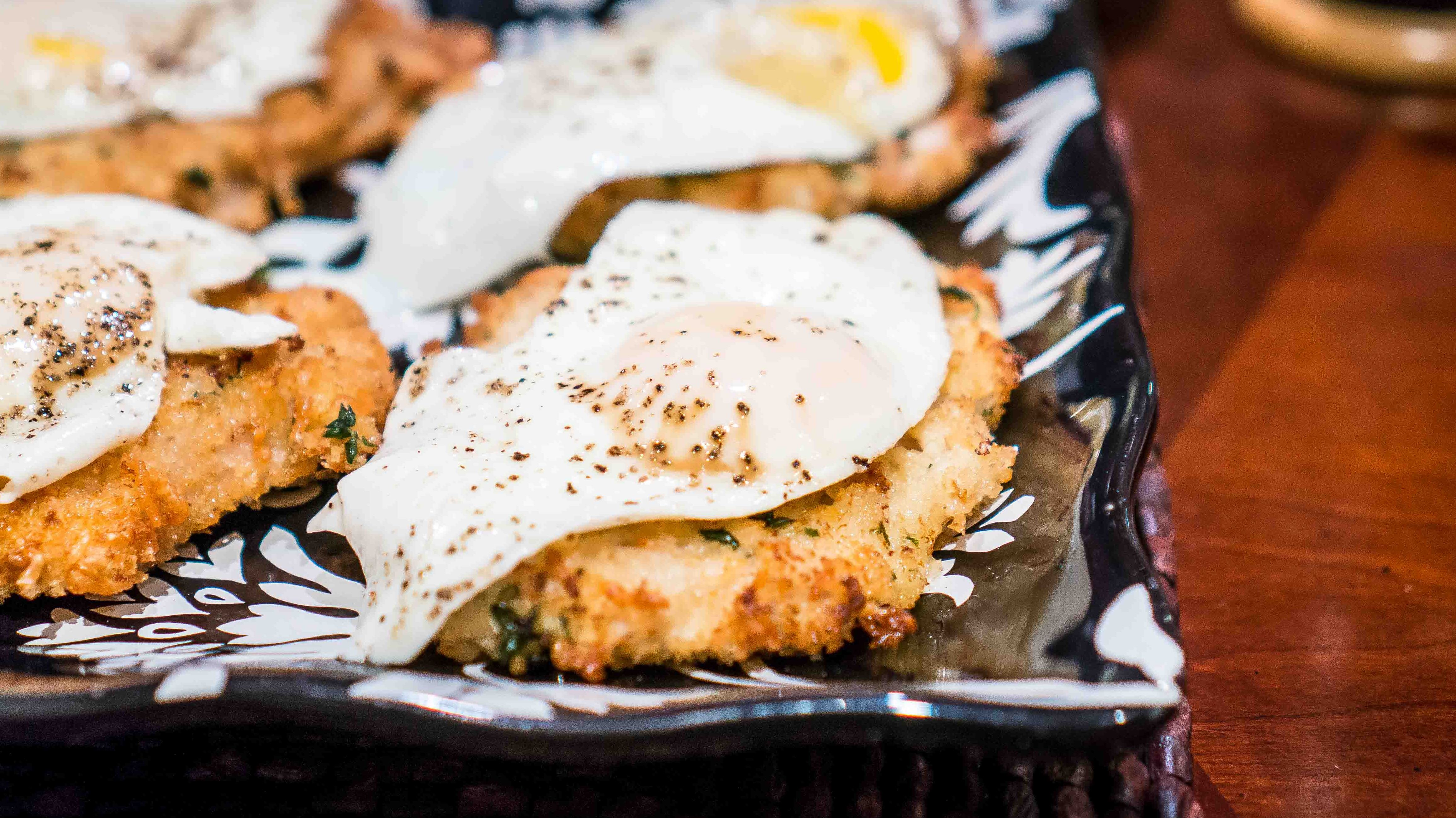 Hamburg - style snitsel - Amburgo | Secret World Trip Planner