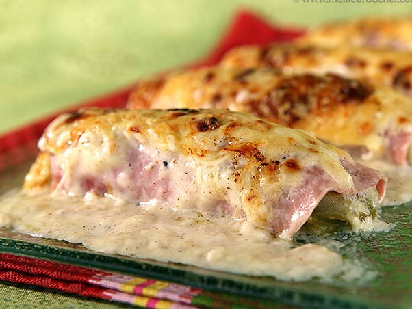 火腿和菊苣奶汁(chicons au gratin)在比利时 | Secret World Trip Planner