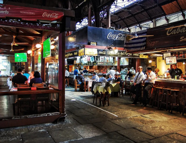 पोर्ट मार्केट - Montevideo | Secret World Trip Planner