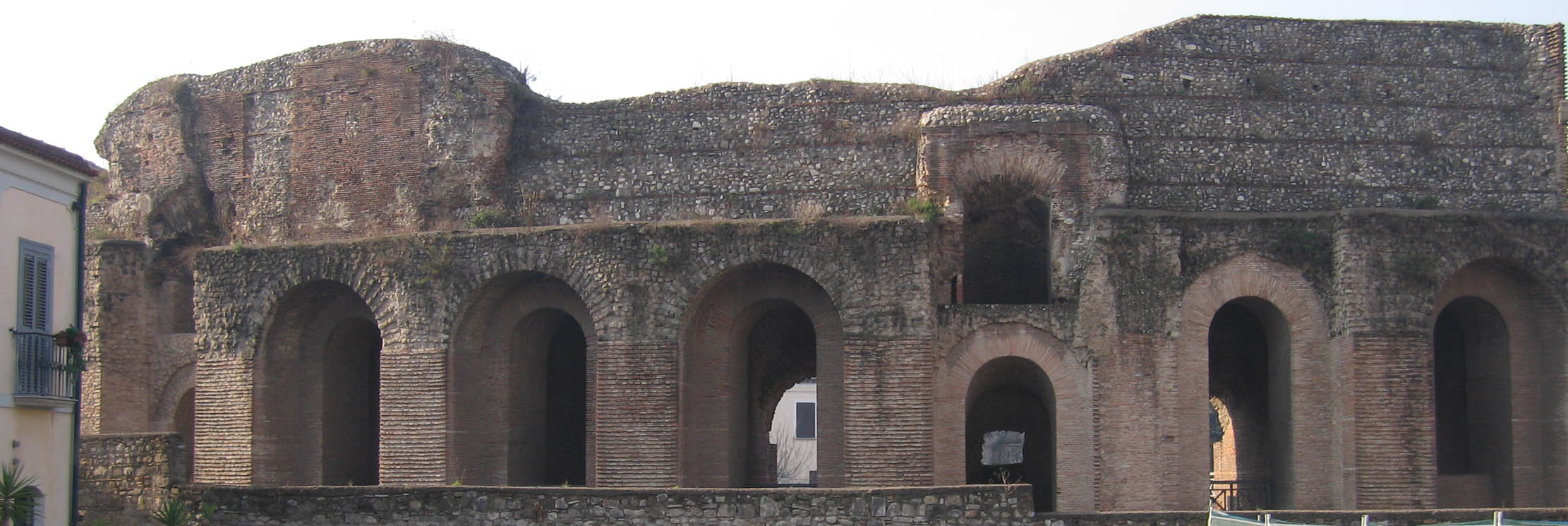 Amphithéâtre romain