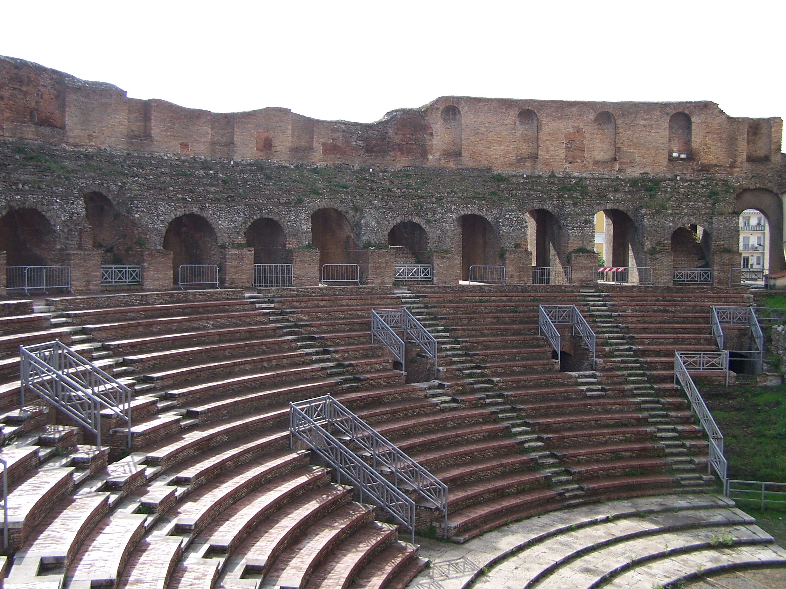 Amphithéâtre romain