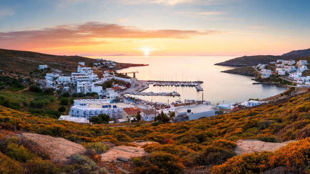 Китнос: Само на няколко часа от Атина - Kythnos | Secret World Trip Planner