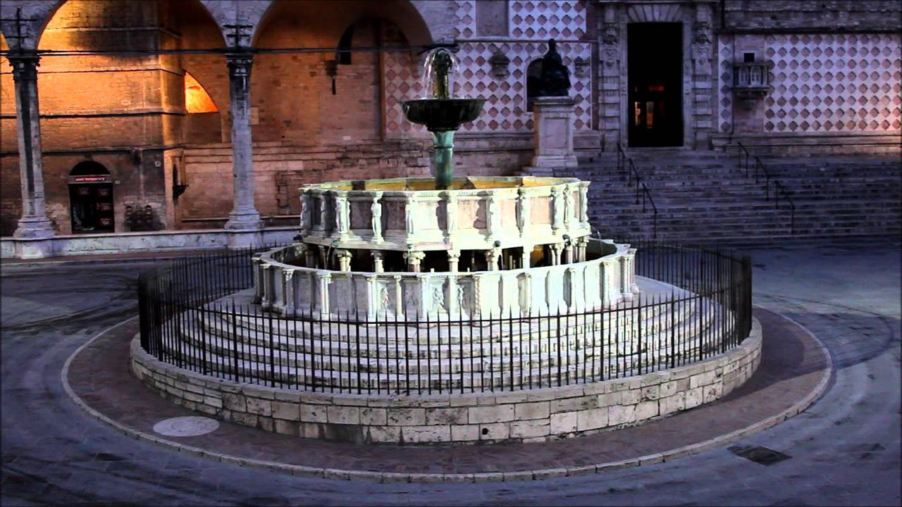 Fontana Maggiore 