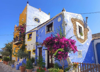 Borgo Parrini, un verdadeiro arco da vella de cores - Parrini | Secret World Trip Planner