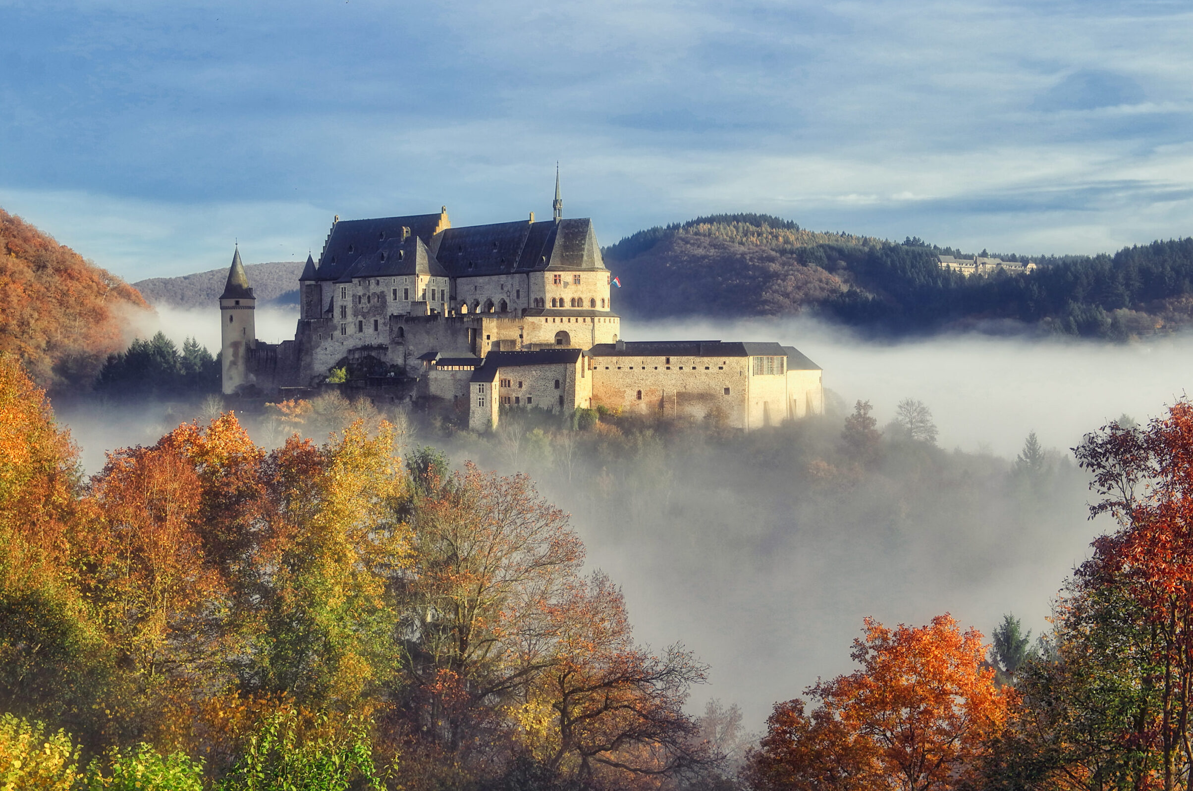 લક્ઝમબર્ગ / સુંદર bianden કેસલ - Vianden | Secret World Trip Planner