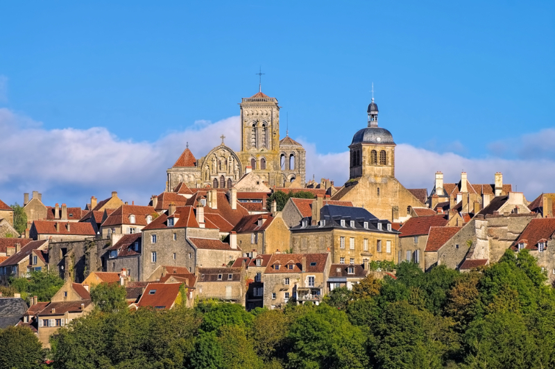 Vézelay, França - Vézelay | Secret World Trip Planner