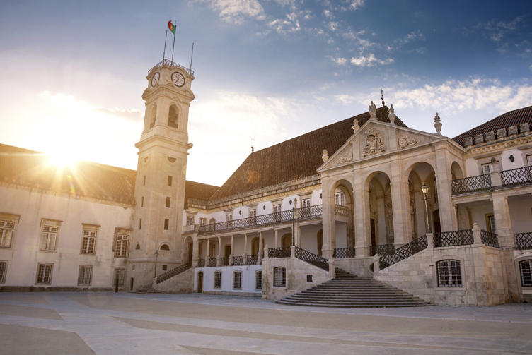 Oude Universiteit van Coimbra - Coimbra | Secret World Trip Planner