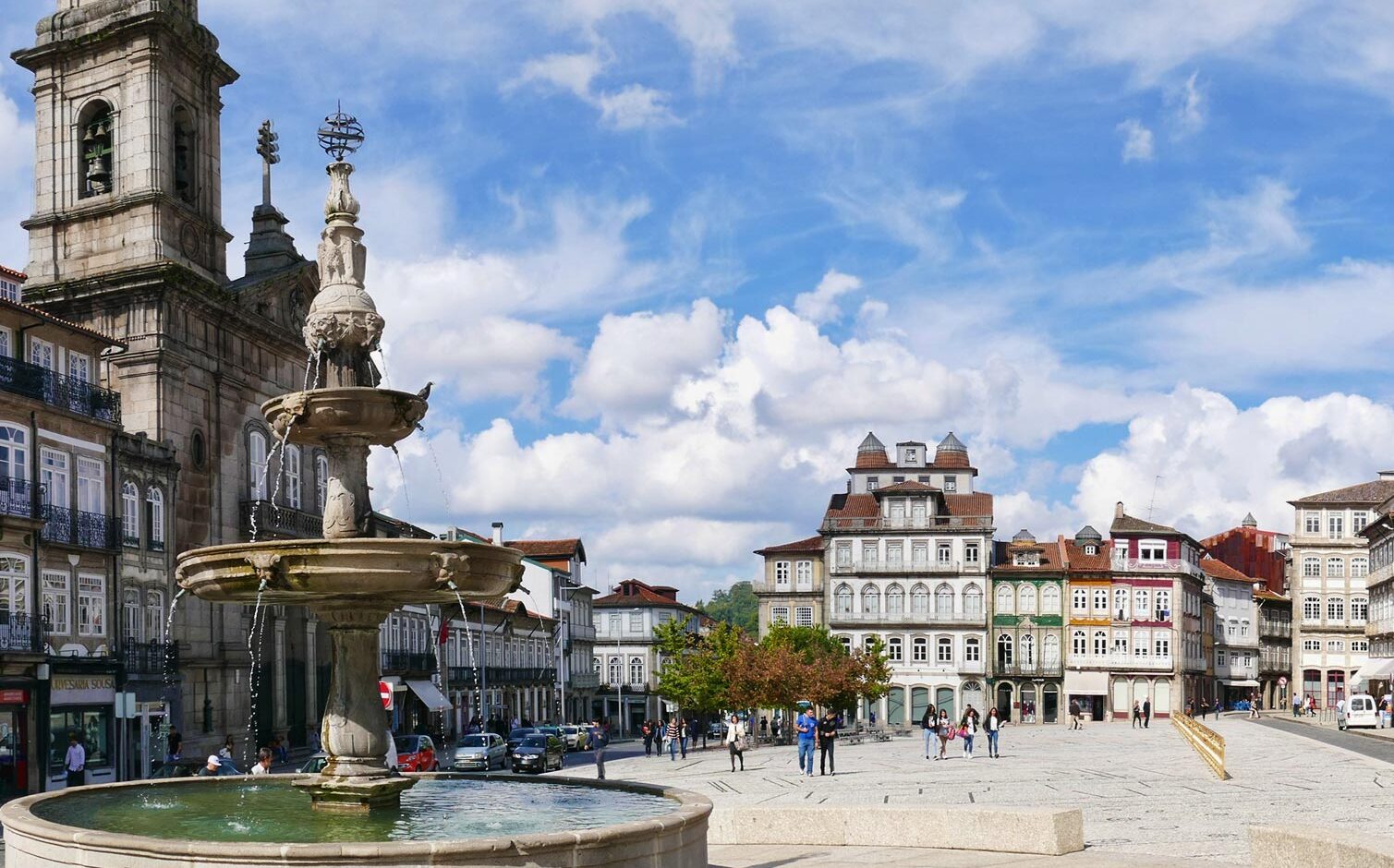 吉马良斯：葡萄牙的摇篮 - Guimarães | Secret World Trip Planner