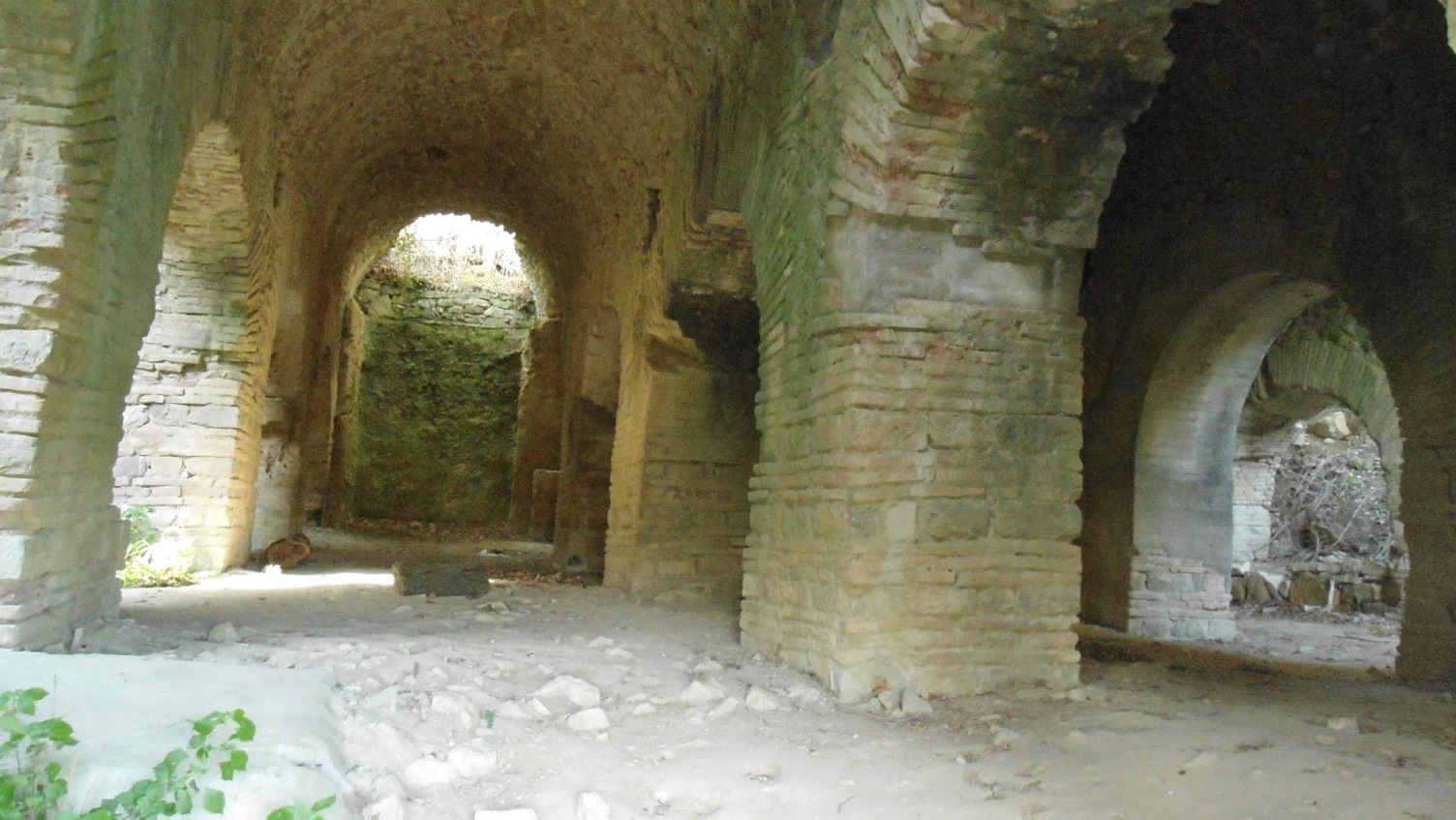 Mór Castellum Aquarum i Poggio Murella - Poggio Murella | Secret World Trip Planner