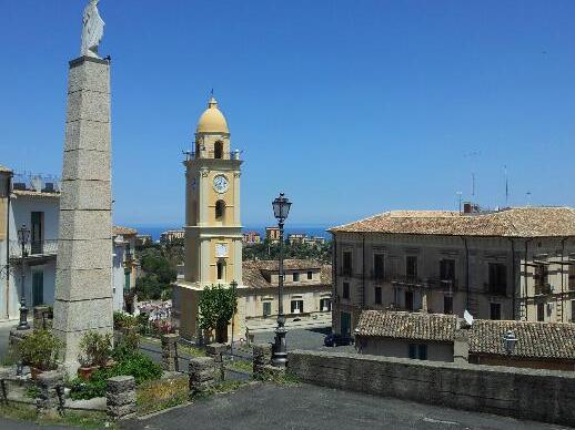 Rossano: toranj sa satom - Rossano CS | Secret World Trip Planner