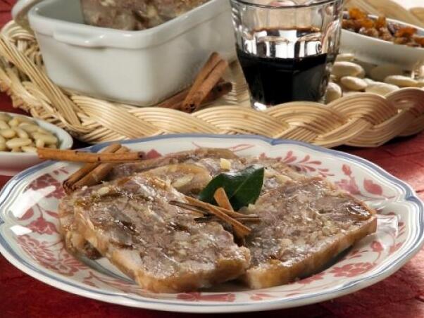 Schweine-Gelee - Rossano | Secret World Trip Planner