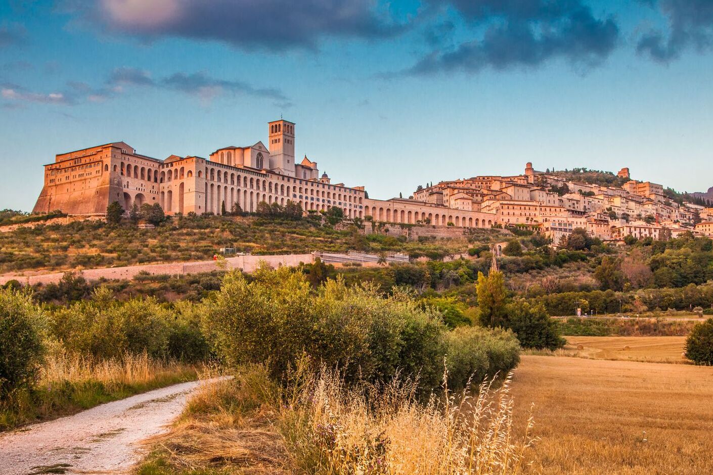 Micul oraș de pe dealul Assisi - Assisi | Secret World Trip Planner