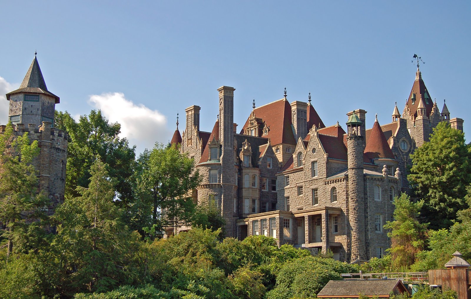 Schloss Boldt - Alexandria Bay | Secret World Trip Planner