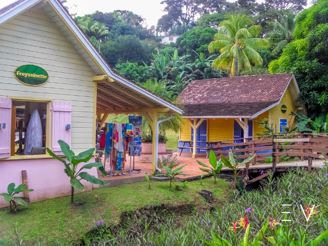 พิพิธภัณฑ์กล้วย (Le Musee de la Banane) - Sainte-Marie | Secret World Trip Planner