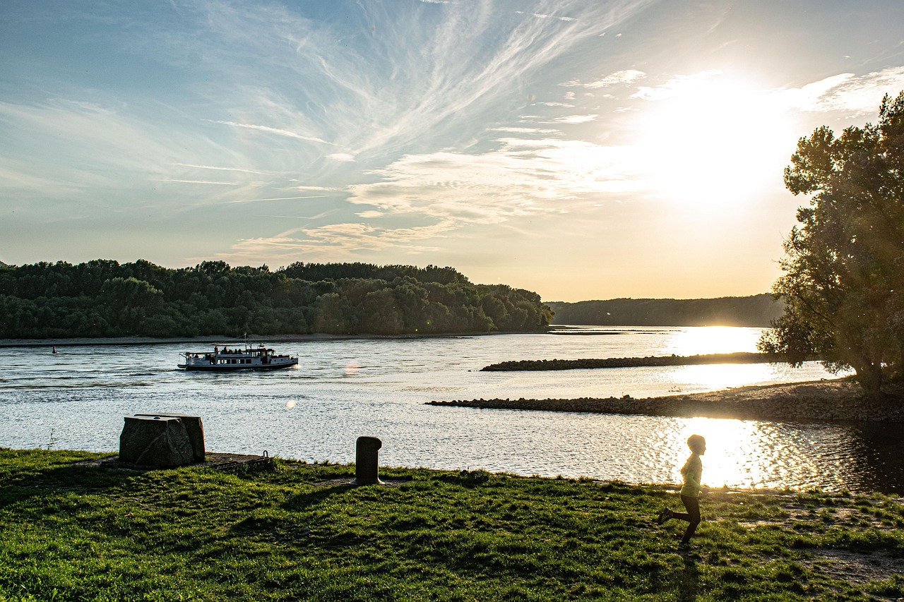 הכרות הראשונה של יין לבן סלובקי. - Devín | Secret World Trip Planner