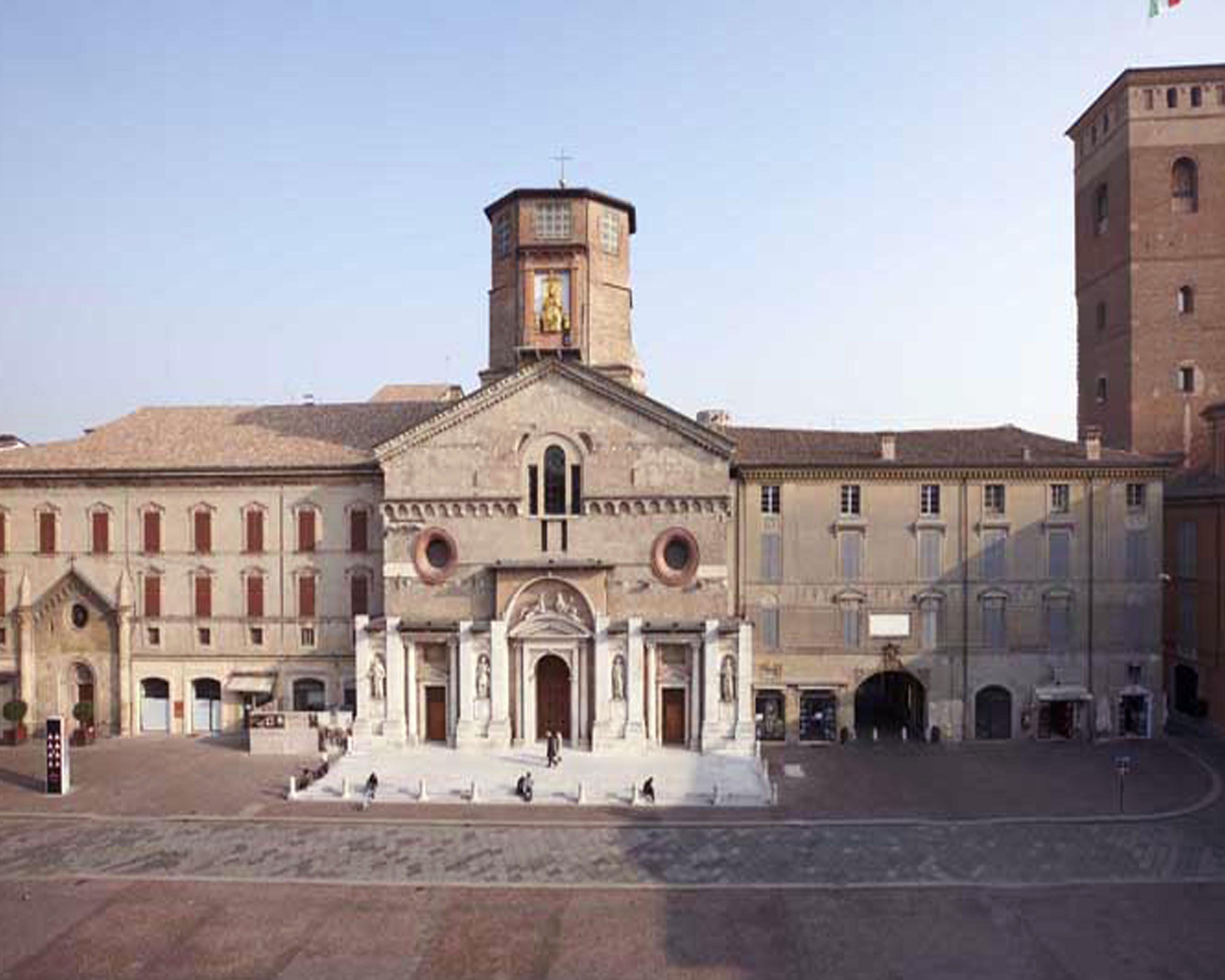 Katedral Reggio Emilia - Reggio Emilia | Secret World Trip Planner