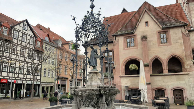 괴팅겐의 거위 소녀 — Göttingen