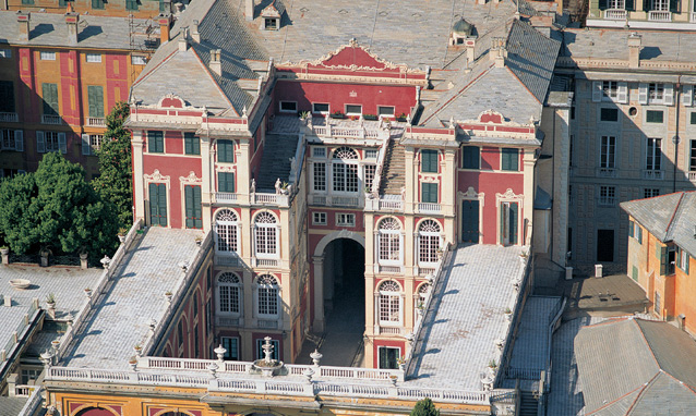 Hallir Rolli - Genova | Secret World Trip Planner