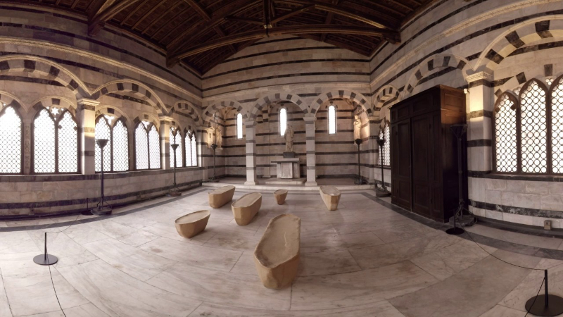 Santa Mariya della Spina cherkovi