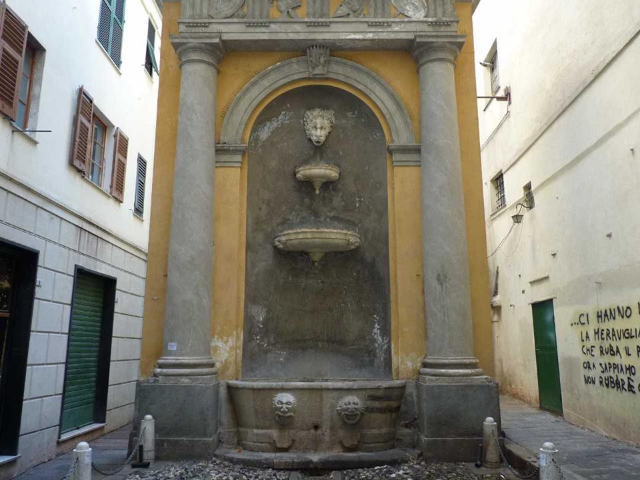 Historia da Columna Infame - Genova | Secret World Trip Planner