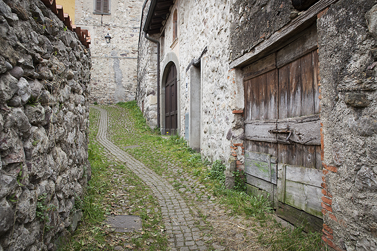 Senā Via Valeriana - Pisogne | Secret World Trip Planner