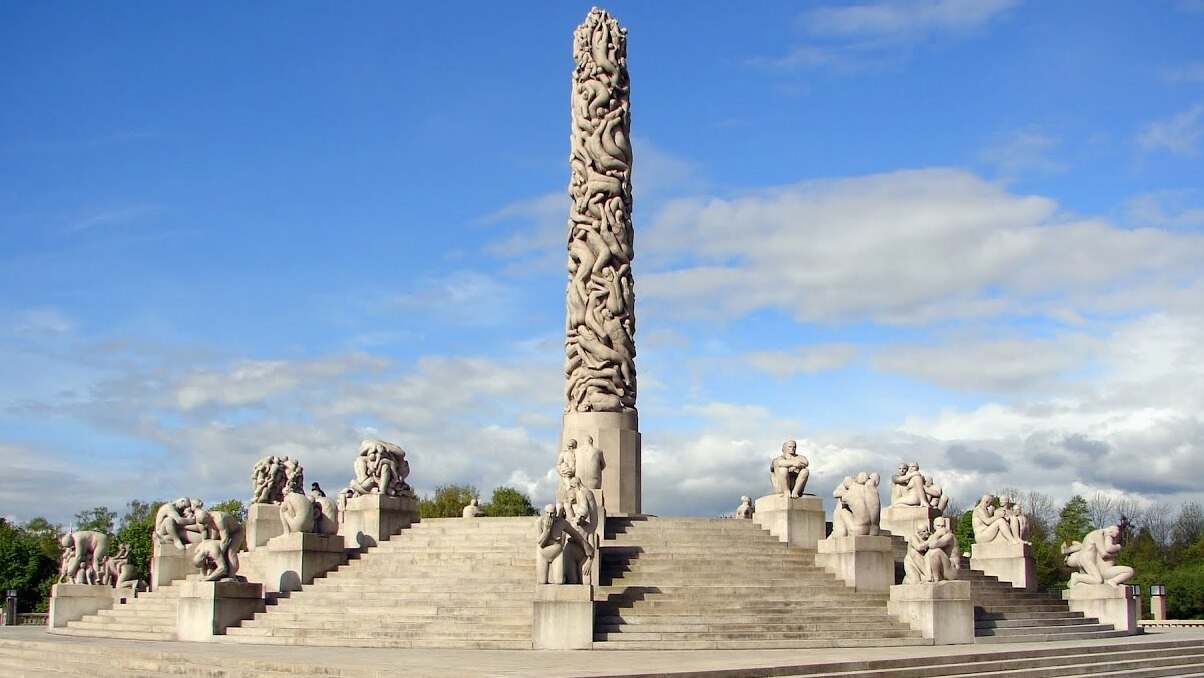 The Vigeland పార్క్,ప్రపంచంలో అతిపెద్ద శిల్పం పార్క్ - Nobels gate 32 | Secret World Trip Planner
