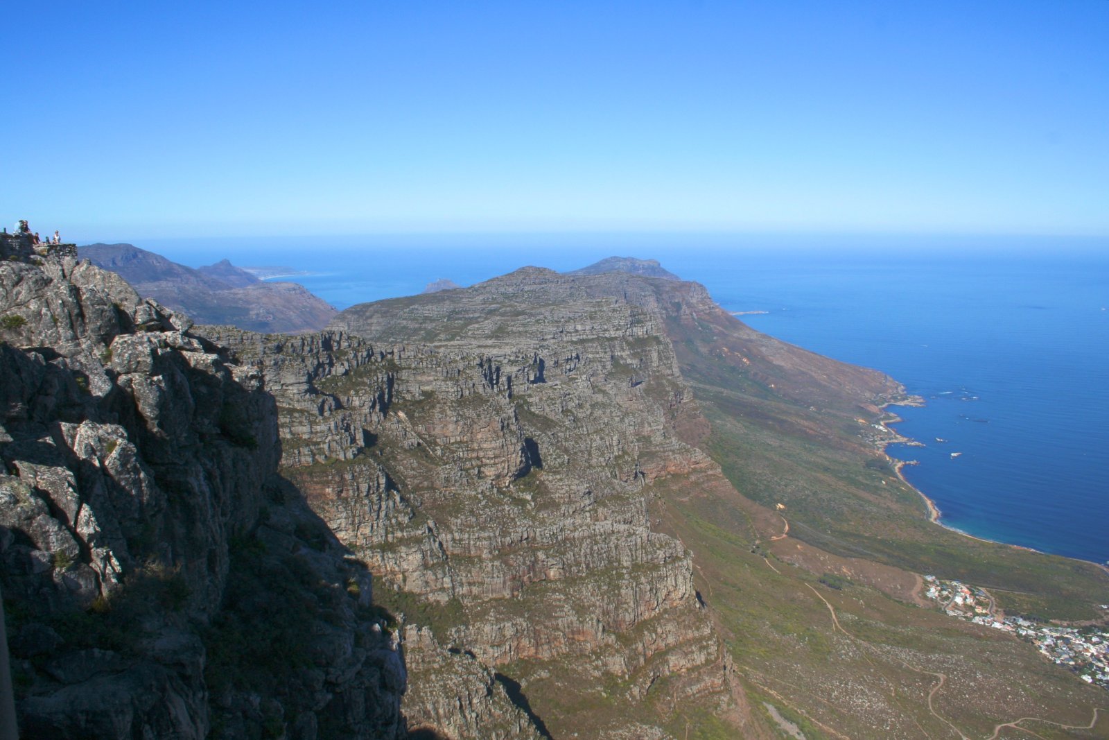 Kasteelspoort, nyenengake logat nganti 12 Rasul - Cape Town | Secret World Trip Planner
