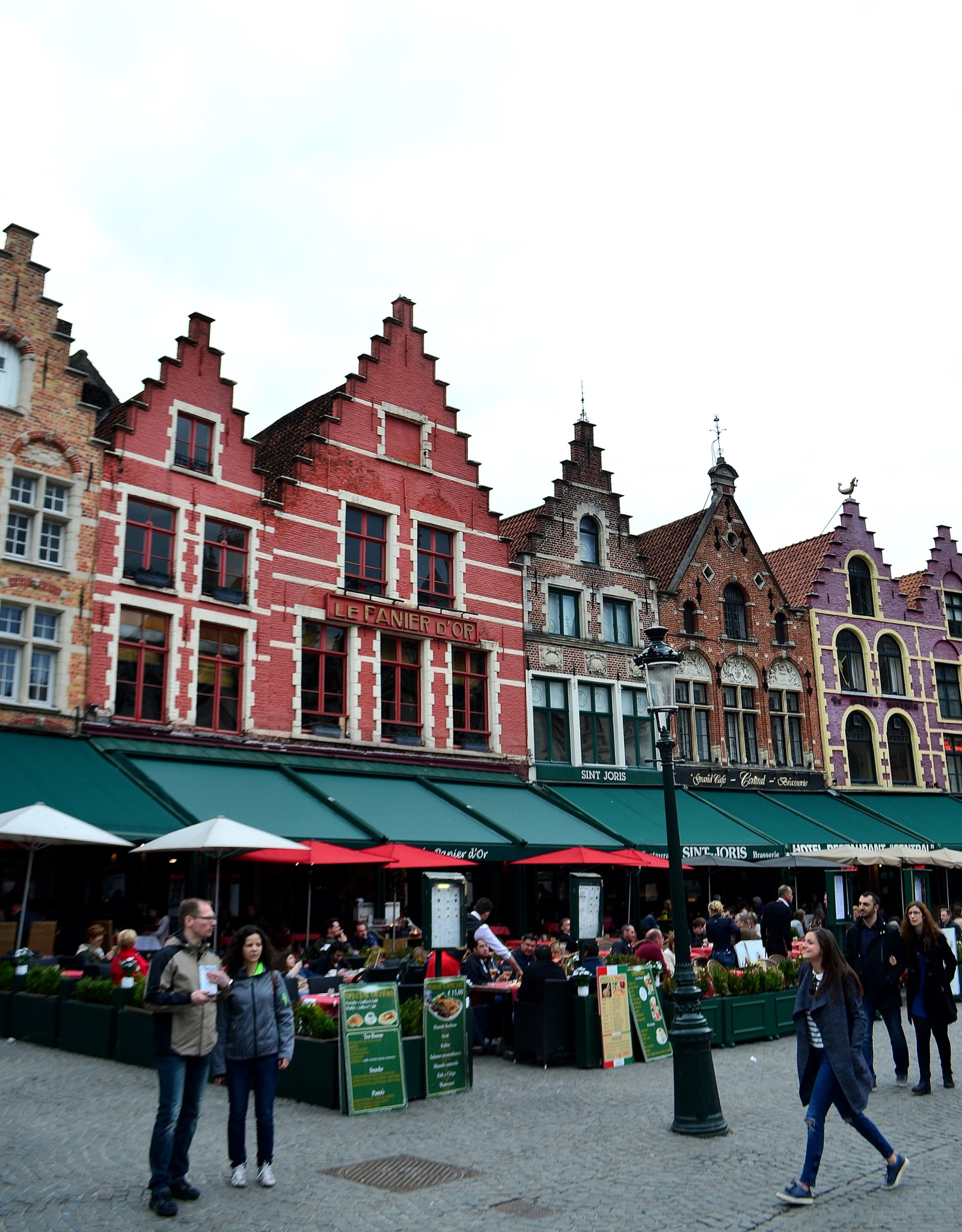 La Ciudad Vieja de Brujas es una ciudad medieval de cuento de hadas - Bruges | Secret World Trip Planner