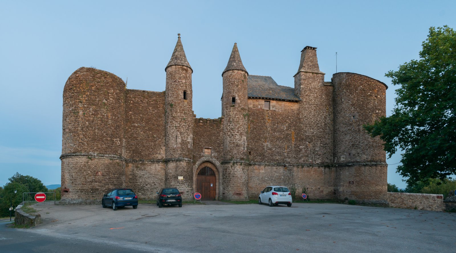 Château D'Onet - Onet-le-Château | Secret World Trip Planner