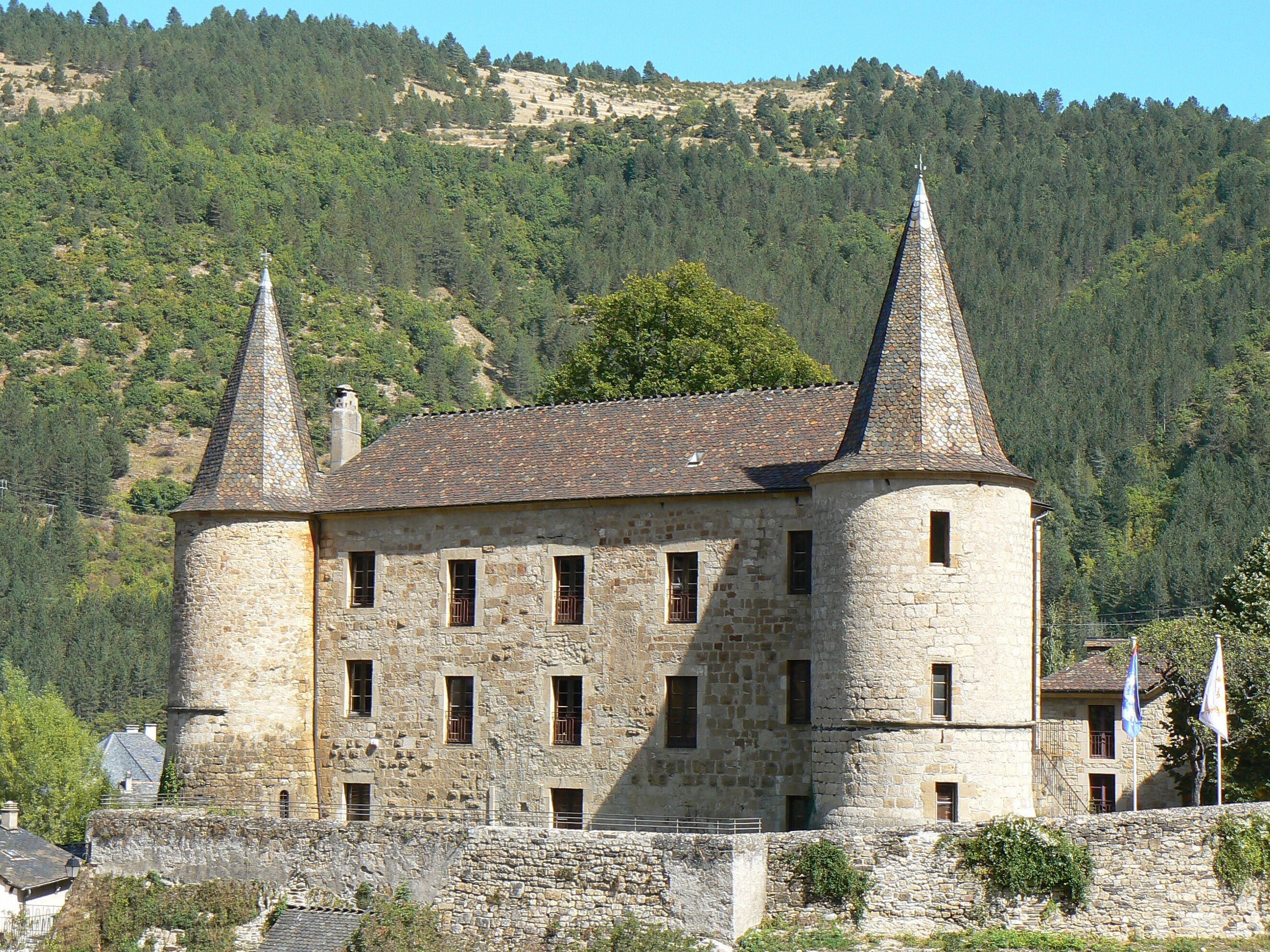 An Chateau de Florac - Florac | Secret World Trip Planner
