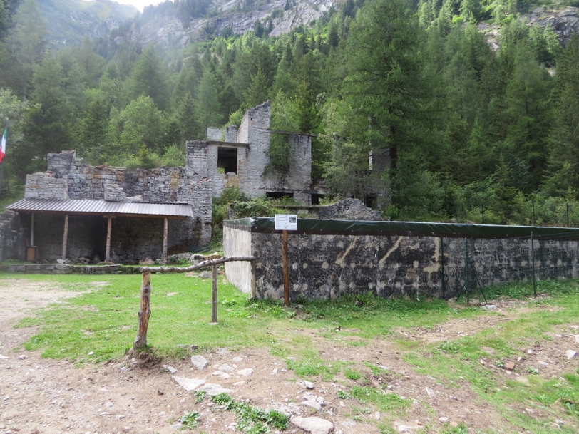 Liqeni i zanave dhe Kroçeta