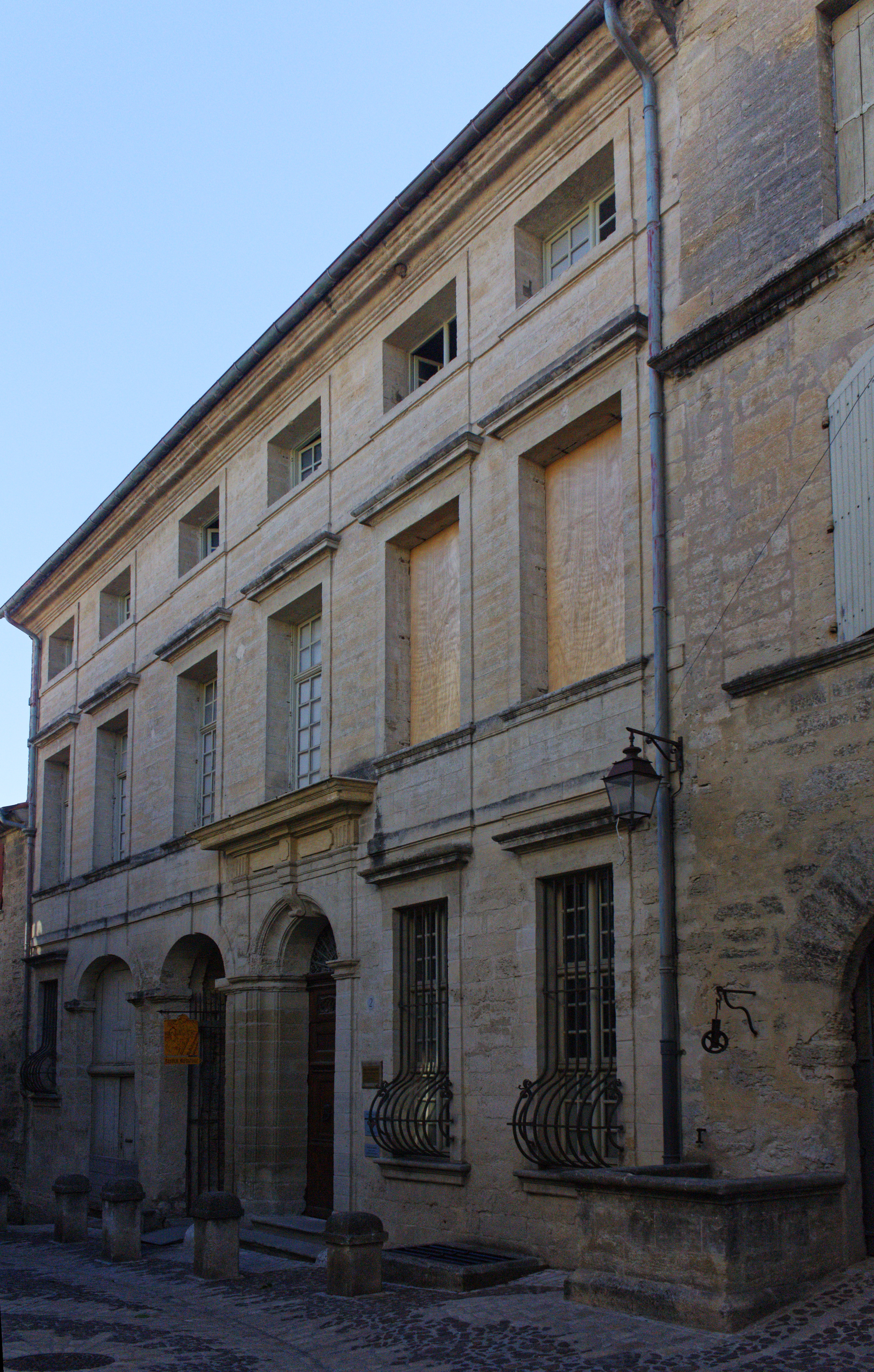 Uzes: ένα πραγματικό μαργαριτάρι της Προβηγκίας - Uzès | Secret World Trip Planner